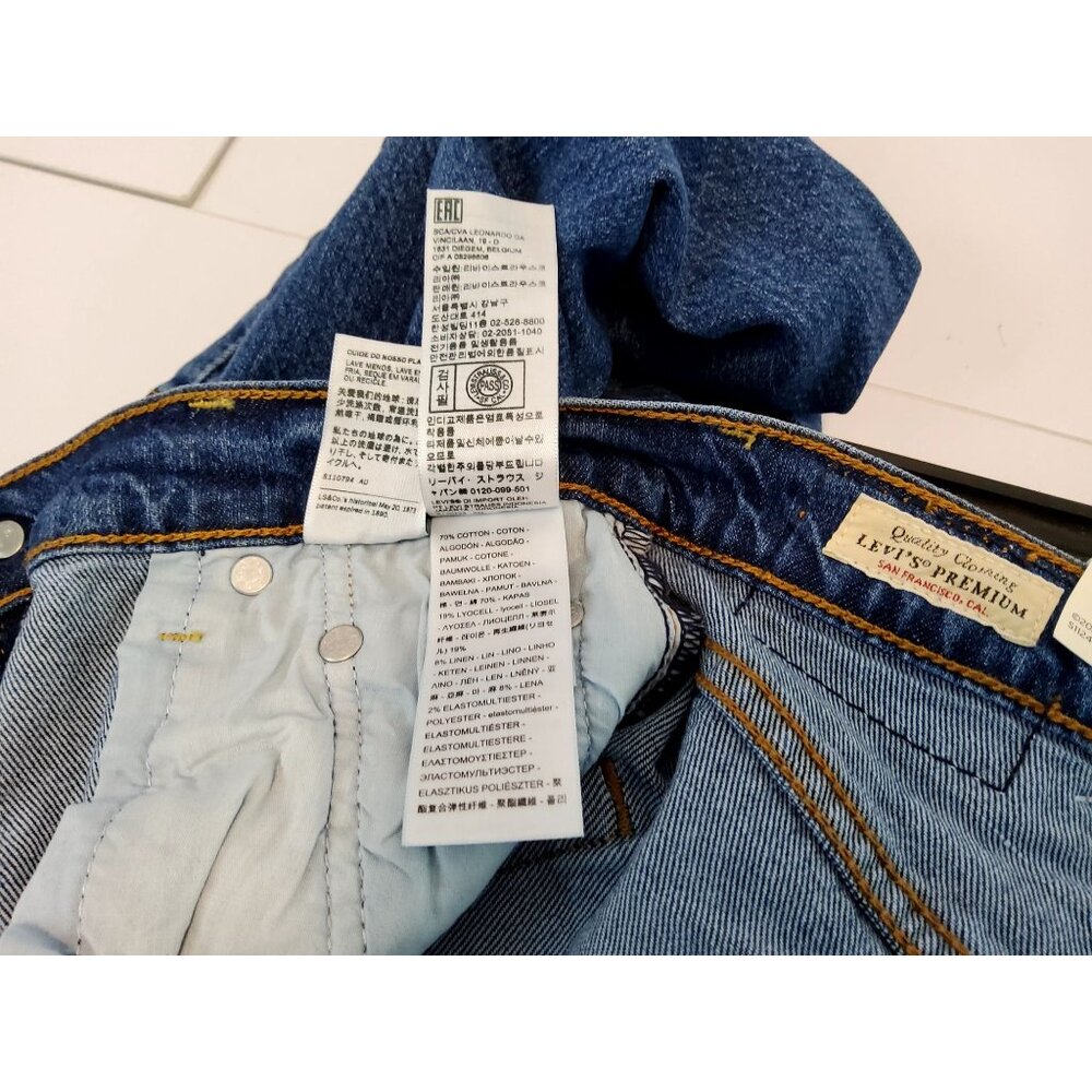 Levis Premium Womens 501 Original Fit Jeans Size 23x29 Medium Wash Denim - Picture 9 of 11